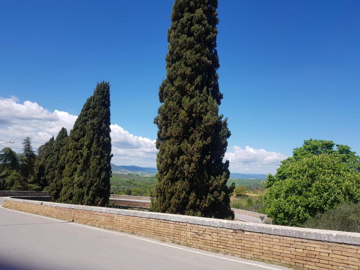 Appartamento Dimora del pellegrino San Quirico dʼOrcia Esterno foto