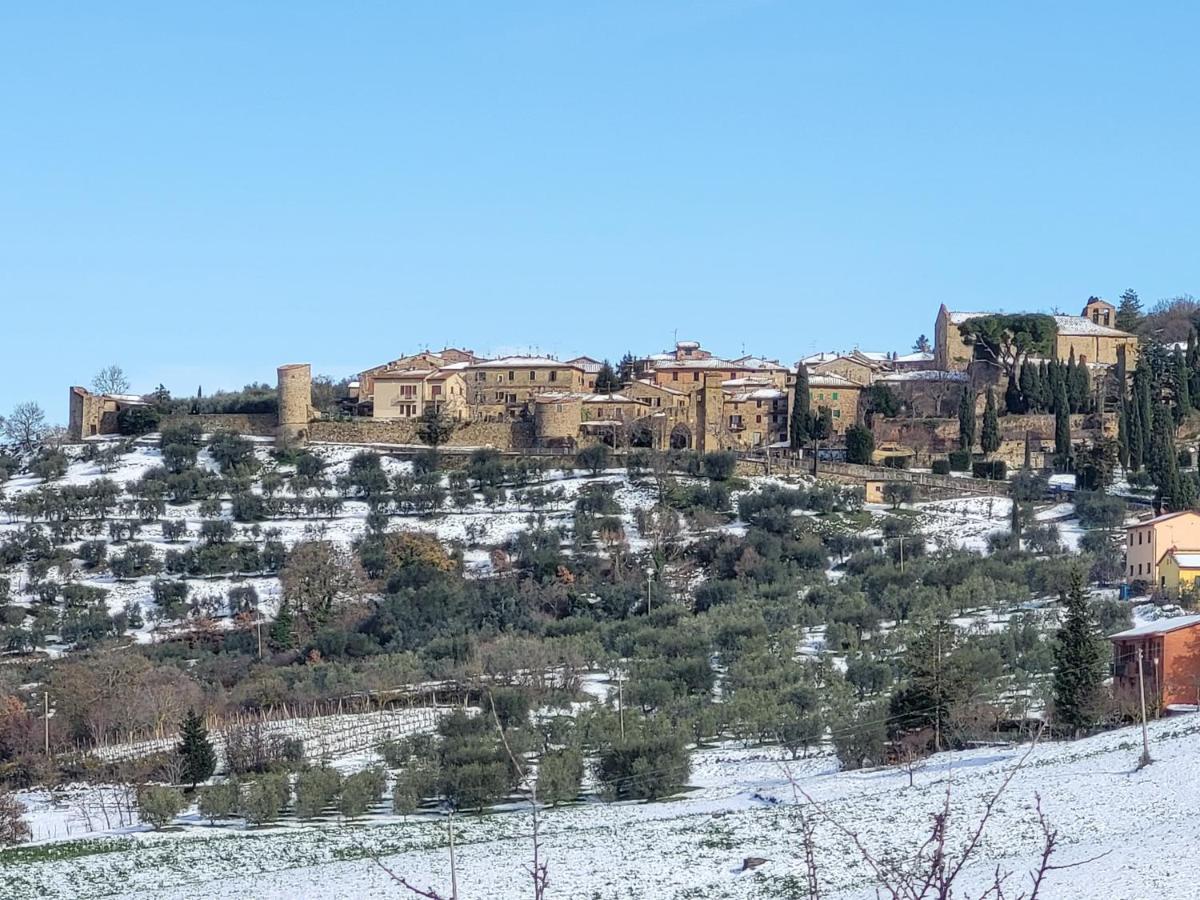 Appartamento Dimora del pellegrino San Quirico dʼOrcia Esterno foto