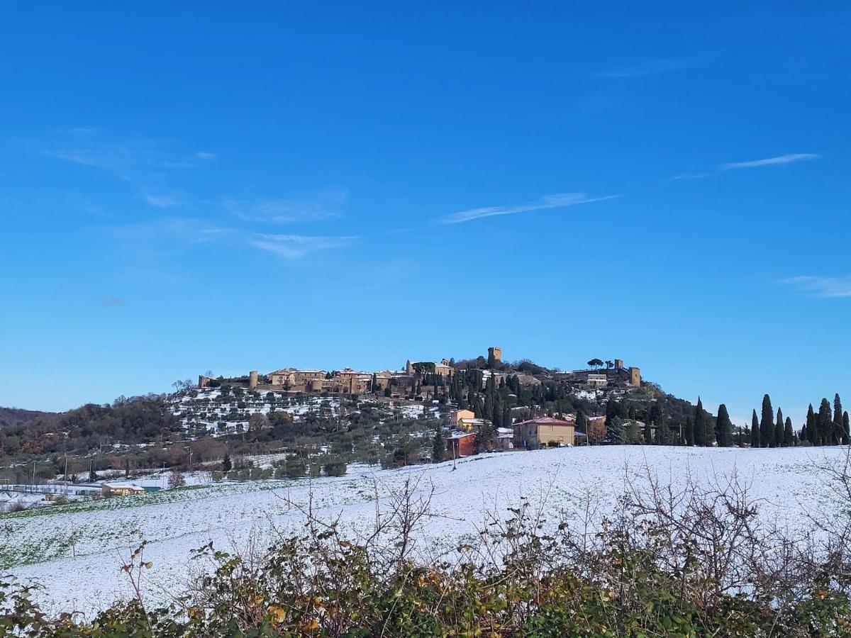 Appartamento Dimora del pellegrino San Quirico dʼOrcia Esterno foto